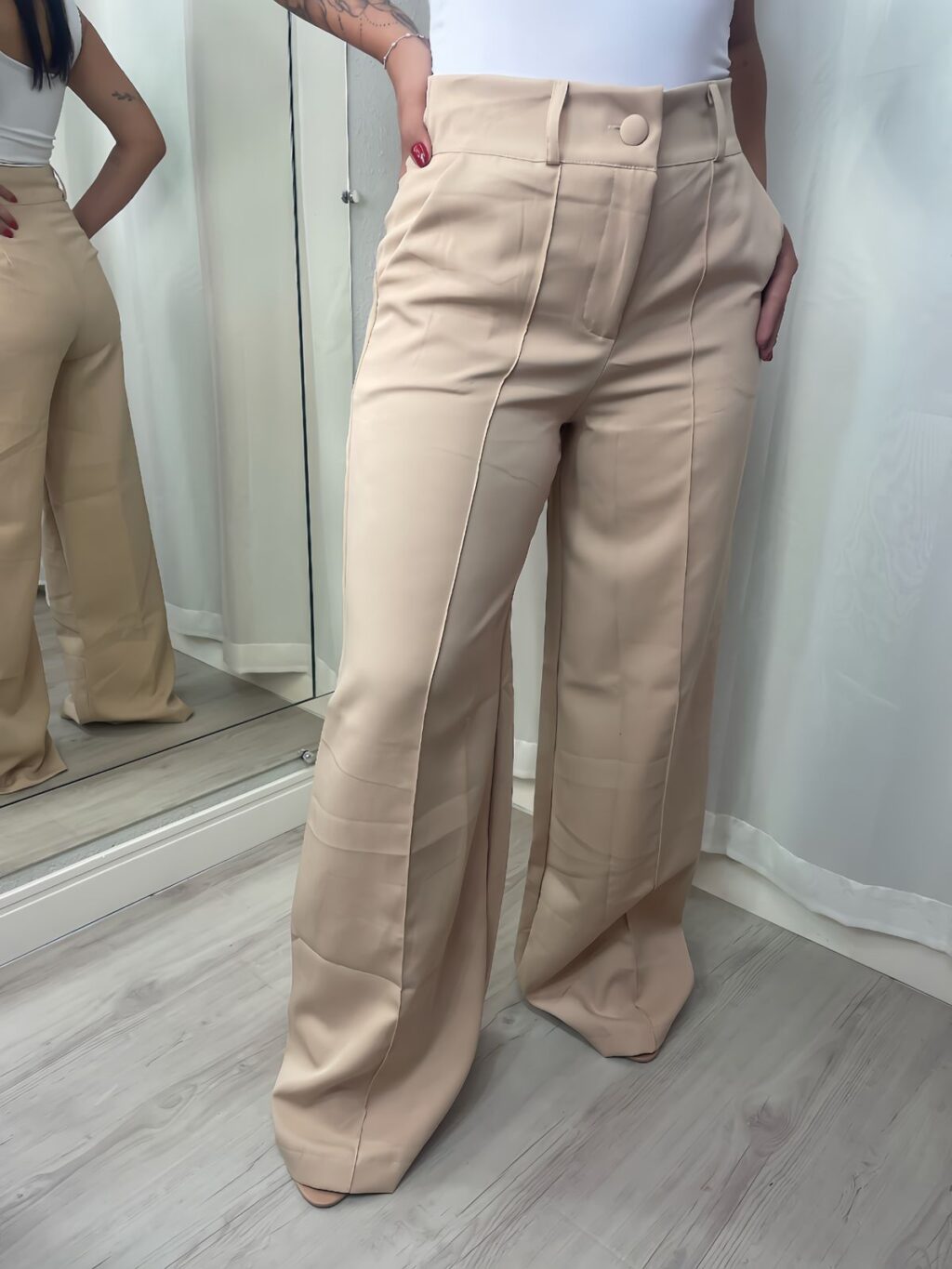 Calça pantalona sem cinto bege